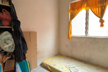 Taman Pulai Utama Flat