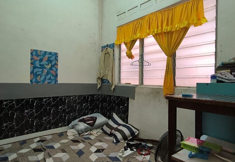 Taman Pulai Utama Flat