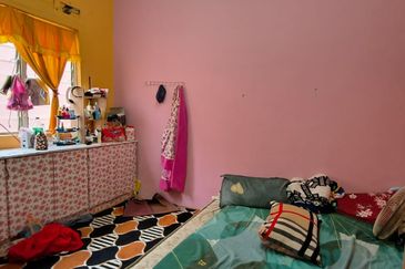 Taman Pulai Utama Flat