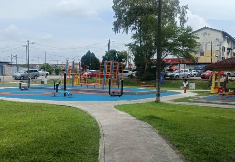 Flat Taman Ungku Tun Aminah