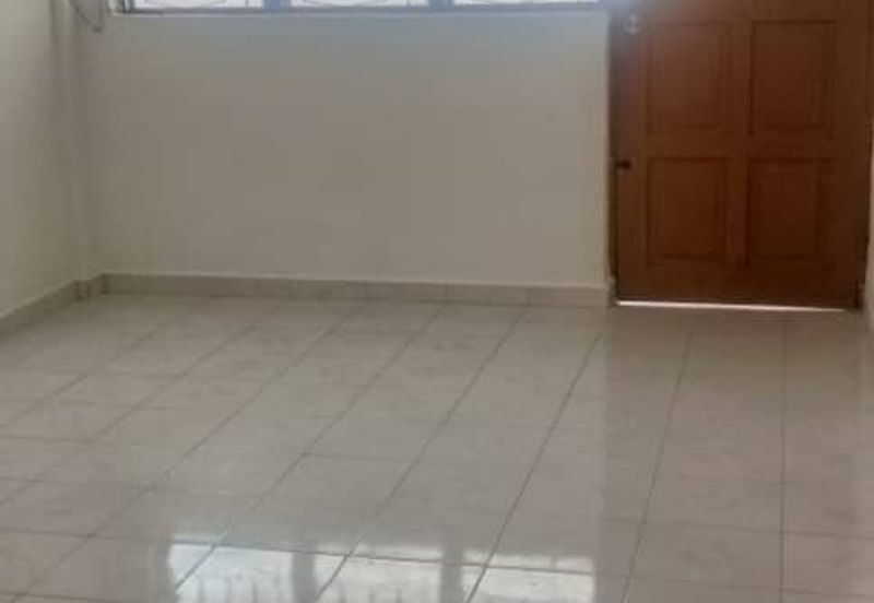 Flat Taman Ungku Tun Aminah