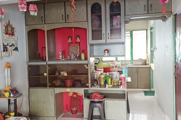 Flat Taman Ungku Tun Aminah