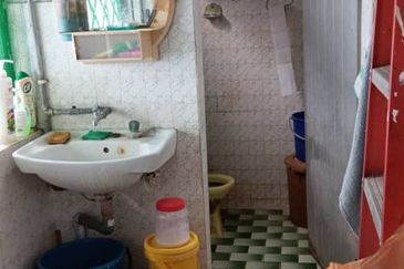 Flat Taman Ungku Tun Aminah