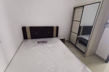 Meridin Bayvue Apartment