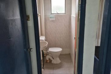 Sri Intan (Bandar Seri Alam)