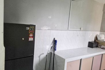 Sri Intan (Bandar Seri Alam)