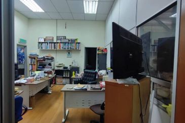 Kempas Utama Industrial Park