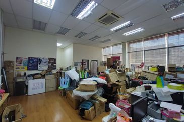 Kempas Utama Industrial Park