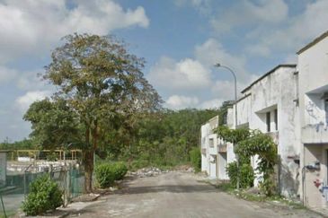Taman Perindustrian Tiram 1.5 Storey Factory For Sale