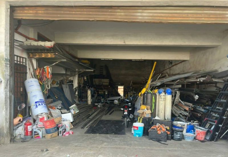 Taman Perindustrian Tiram 1.5 Storey Factory For Sale