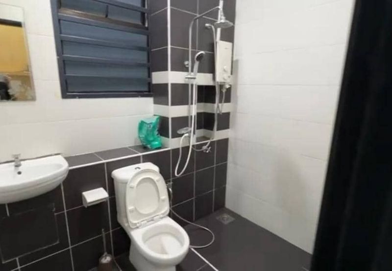 Seri Austin Luxury Apartment