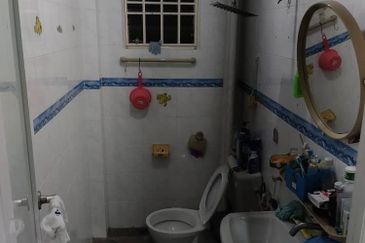 Ria 1 Apartment, Taman Megah Ria