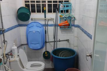 Ria 1 Apartment, Taman Megah Ria