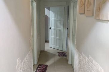 Ria 1 Apartment, Taman Megah Ria