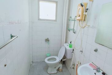 Ria 1 Apartment, Taman Megah Ria