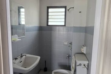 Mon Glori, , Bandar Baru Permas Jaya