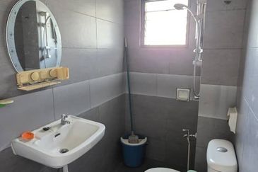 Mon Glori, , Bandar Baru Permas Jaya