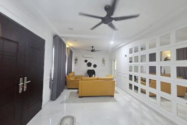 Kampung Sungai Tiram