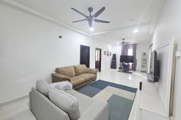 Kampung Sungai Tiram