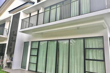 Senibong Cove Waterway Residences