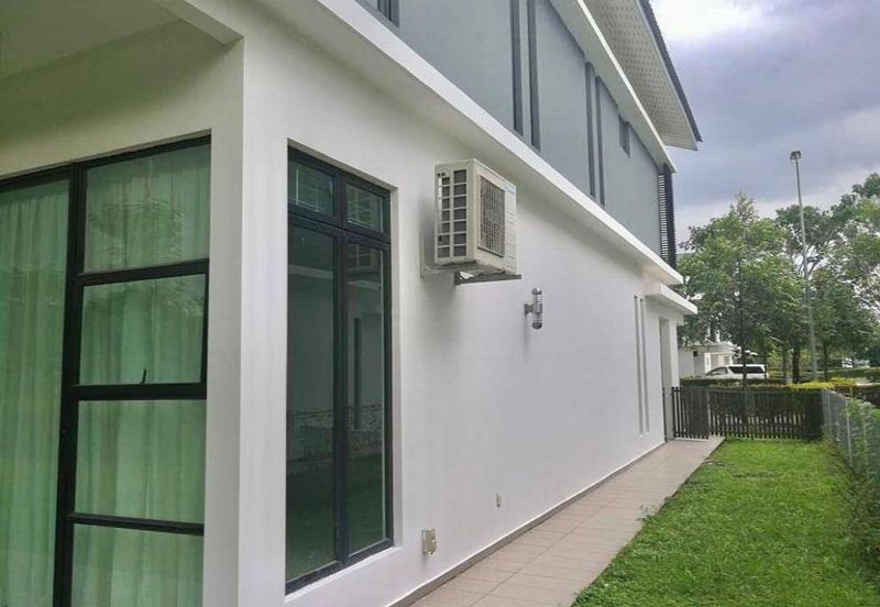 Senibong Cove Waterway Residences