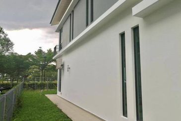 Senibong Cove Waterway Residences