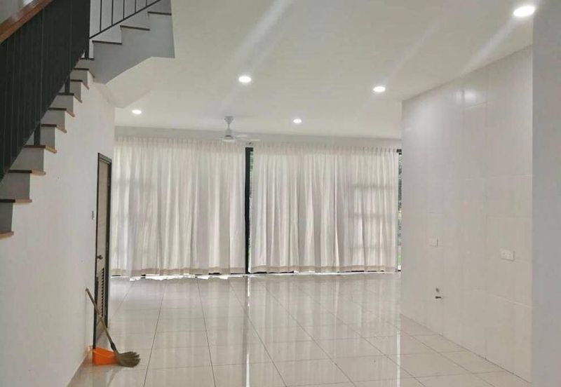 Senibong Cove Waterway Residences