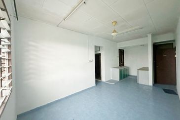 Pangsapuri Austin Perdana