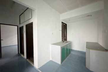 Pangsapuri Austin Perdana