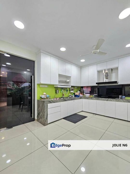 Taman Gaya @ Precinct 4B Double Storey Cluster House For Sale, Johor, Ulu Tiram