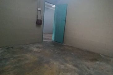 Ulu Tiram @ Jln Felda Single Storey Low Cost House For Rent