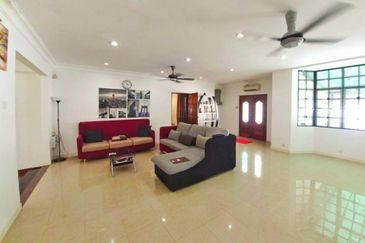 3 Storey Bungalow Putra Hills Bukit Rahman Putra