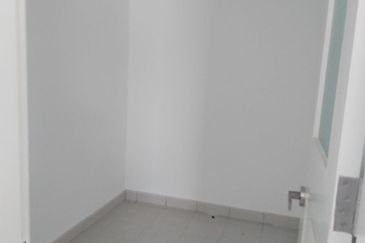 Lake Point Residence