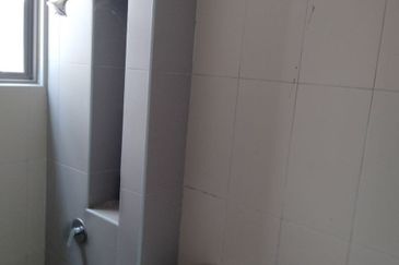 Lake Point Residence