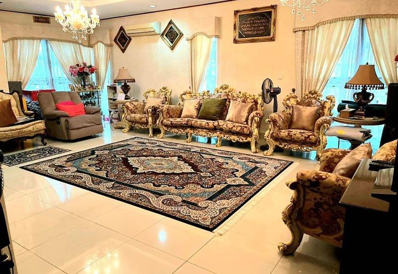 3 Storey Semi D Taman Bunga Negara Seksyen 27 Shah