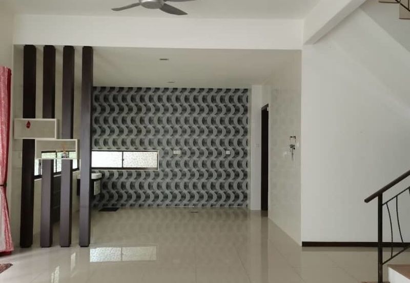 3 Storey Semi D Taman Tropika 2 Sungai Tangkas Ban