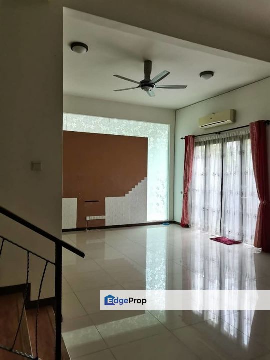 3 Storey Semi D Taman Tropika 2 Sungai Tangkas Ban, Selangor, Bangi