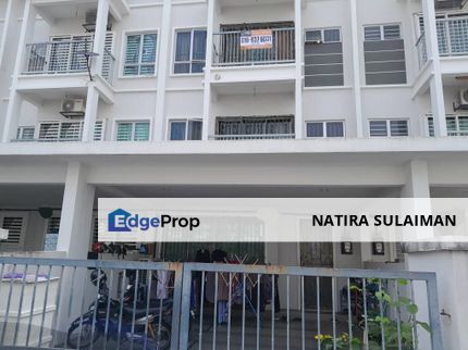 3 Storey Terrace Taman Aman Permai Bangi Kajang, Selangor, Kajang