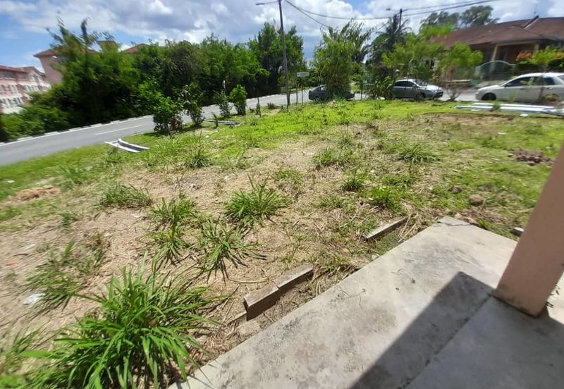 Taman College Heights (Sikamat)