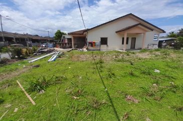 Taman College Heights (Sikamat)