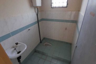 Taman College Heights (Sikamat)