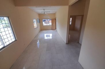 Taman College Heights (Sikamat)