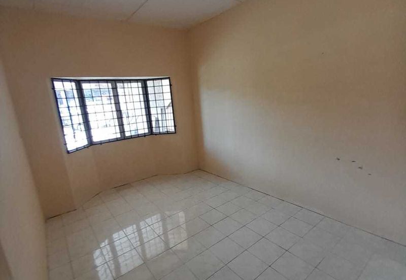 Taman College Heights (Sikamat)