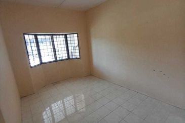 Taman College Heights (Sikamat)