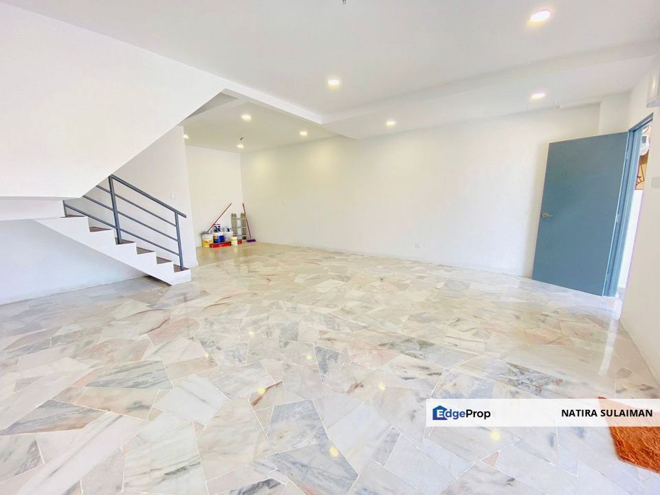 Renovated 2 Storey Seksyen 2 Bandar Rinching Semeyih, Selangor, Semenyih