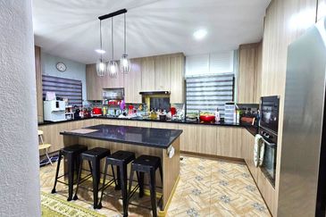 Renovated 2 Storey Semi D Presint 10 Putrajaya