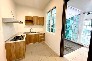 Charms of Nusantara, Setia Eco Glades