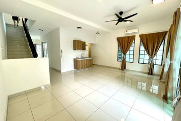 Charms of Nusantara, Setia Eco Glades