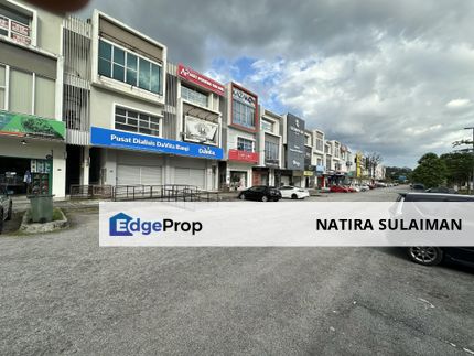 3 Storey Shoplot Ttdi Grove Kajang, Selangor, Kajang