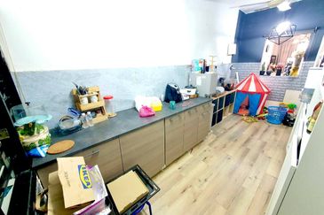 Bandar Tun Hussein Onn